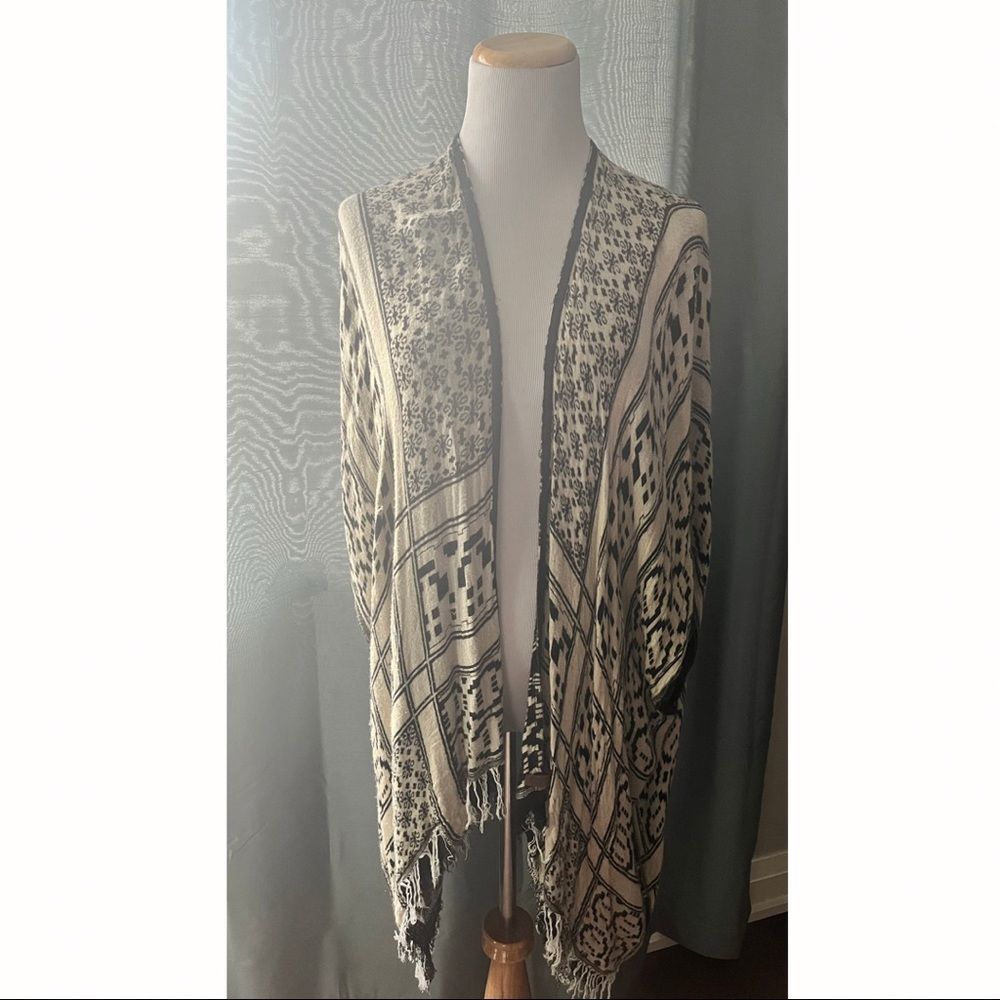 Roots reversible ruana/kimono
